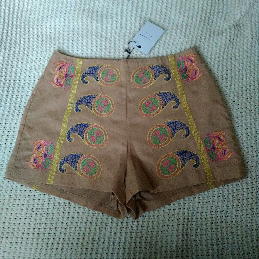 Endless Rose high waisted embroidered shorts NWT